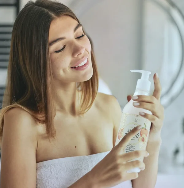 Milky Peach Skin Care - Moisturizing Body Item